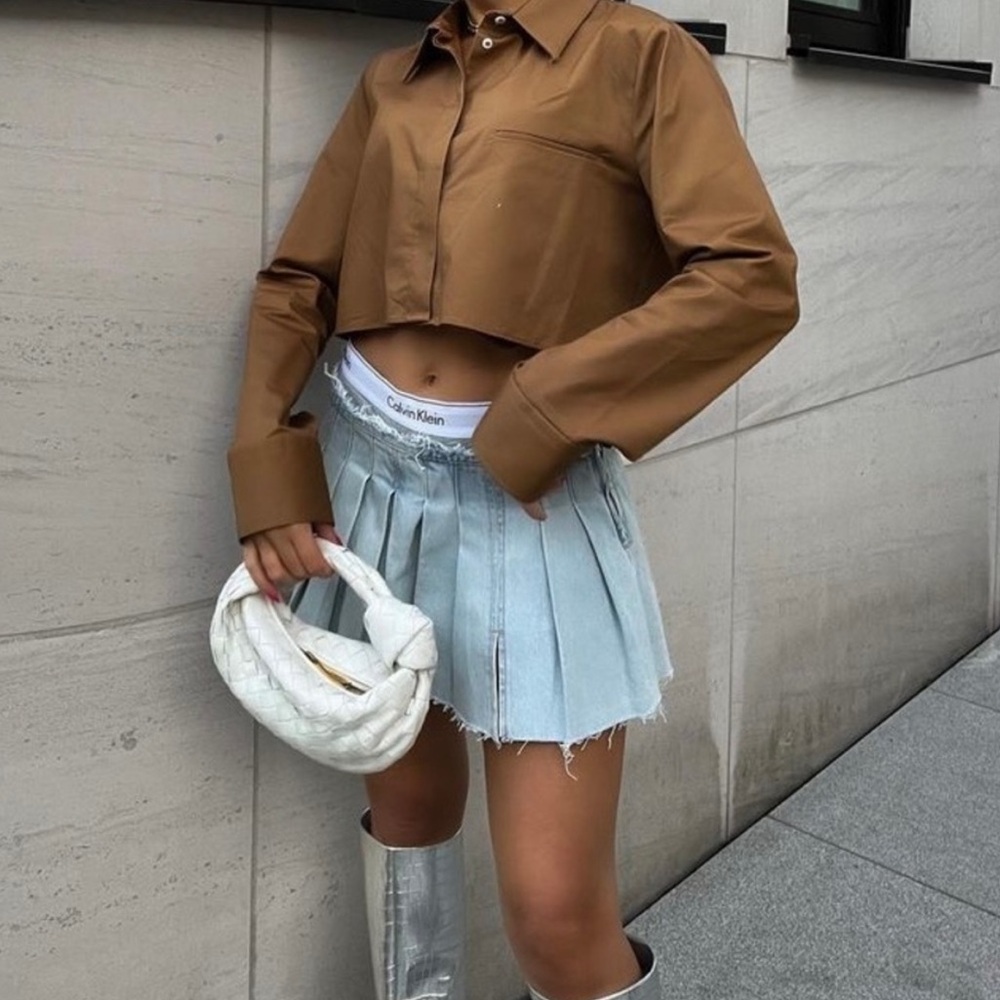 Zara | Blogger Favorite low rise pleated denim mini skirt Y2K Size Medium
